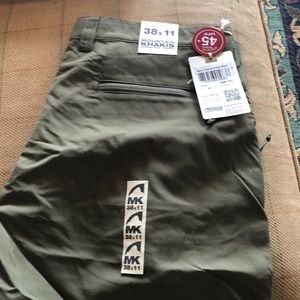 Men’s Mountain Khaki Shorts